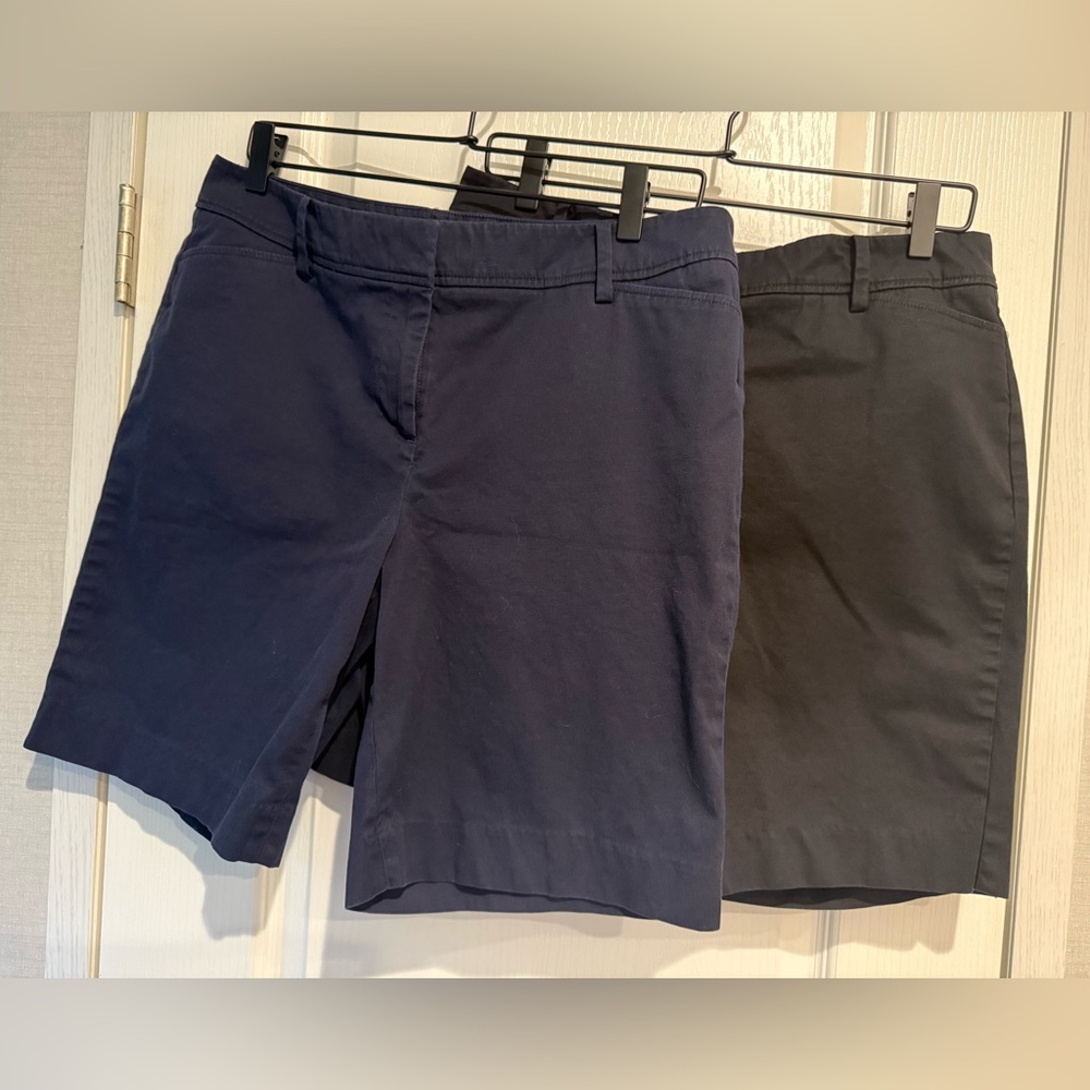 Talbots Women's Navy and Black Bermudas